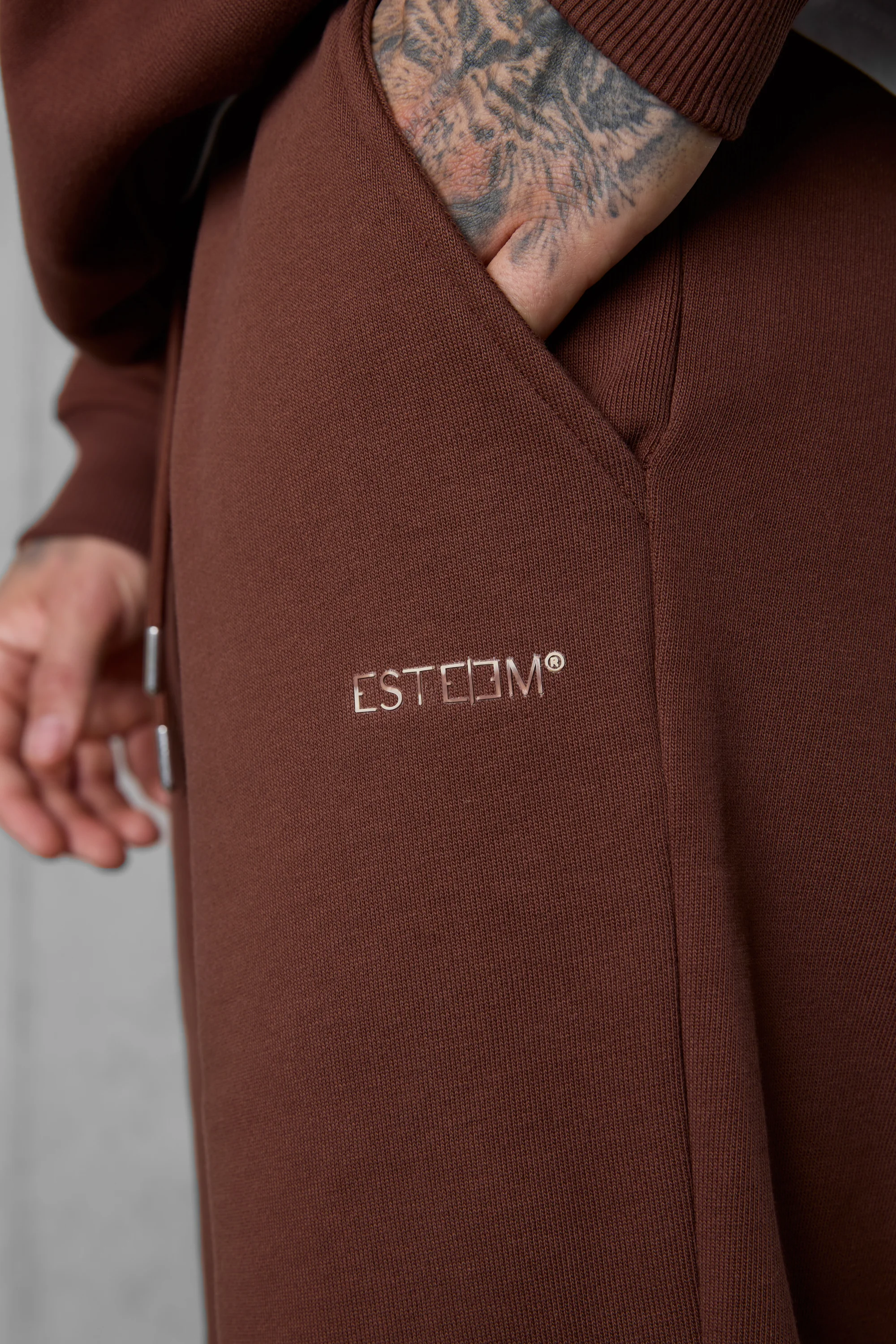 DOWNTOWNBROWN ESSENTIAL JOGGER - Image 3